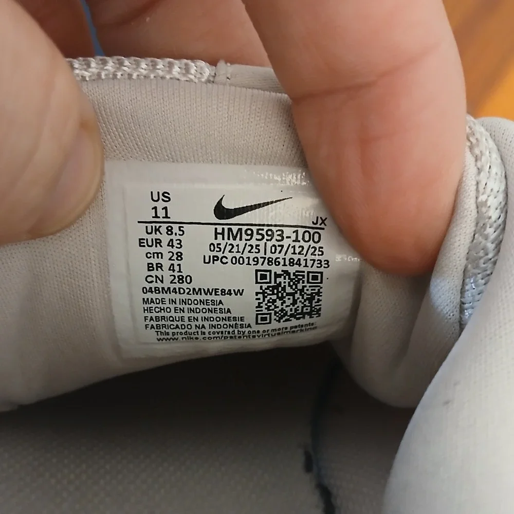 Nike Run Defy Womens 11 Grey Running Shoes Sneakers HM9593-100
